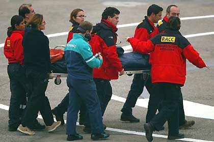 Эвакуация Фелипе Массы