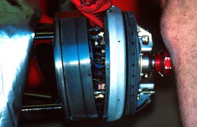 Новая тормозная система Феррари. Снимок 2.