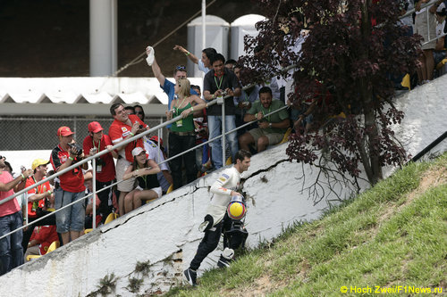 Марк Уэббер