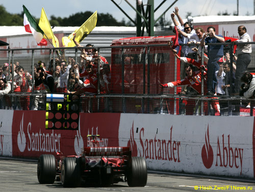 Третья победа Райкконена в Ferrari
