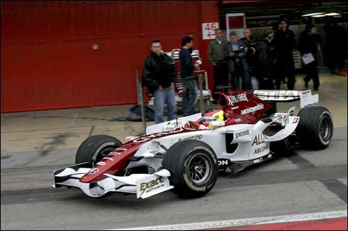 Foprce India на тестах в Барселоне. Ролдан Родригес