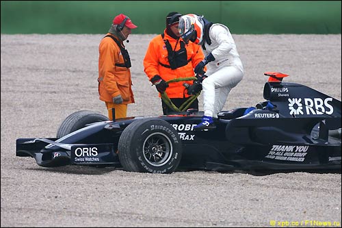 Нико Хюлкенберг на тестах Williams FW30
