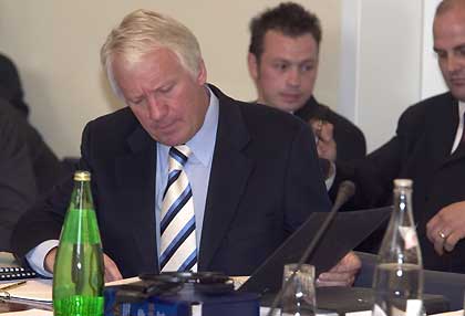 Процесс в Париже: FIA против BAR