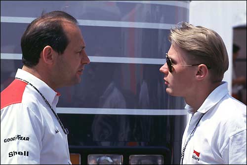 Рон Деннис и Мика Хаккинен, 1983