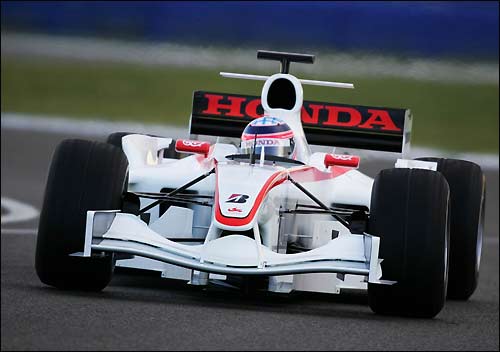 Такума Сато